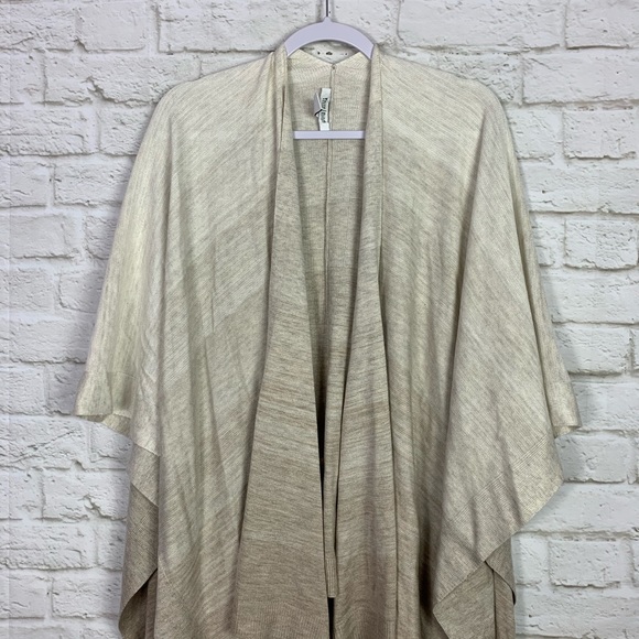 WHBM Draped Ombré Open Side Soft Shawl Sweater - Picture 2 of 8